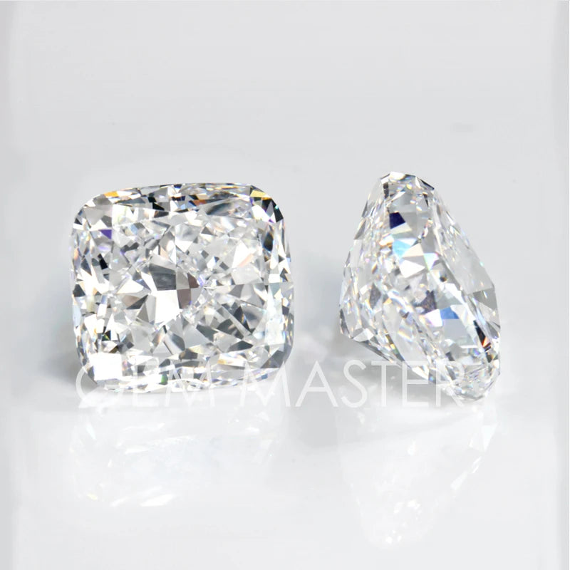 Cushion cut Lab grown diamonds including a GIA IGI certificate 
Colour: D E F 
Clarity: VVS
Sizes: 0.5ct 1ct
Cut: Excellent cut