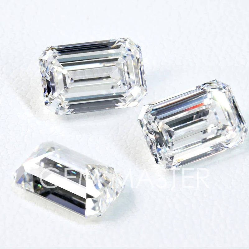 Emerald cut Lab Diamond With GIA IGI certificate
Clarity: VVS VS
Colour: D E F
Size: 1ct 2ct 3ct
Cut: Excellent cut