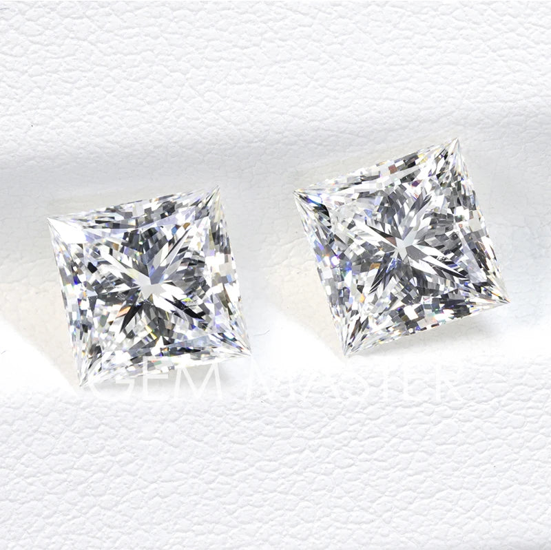 Princess Lab grown diamonds including a GIA IGI certificate 
Colour: D E F G 
Clarity: VVS VS 
Sizes: 0.5ct 1ct 2ct