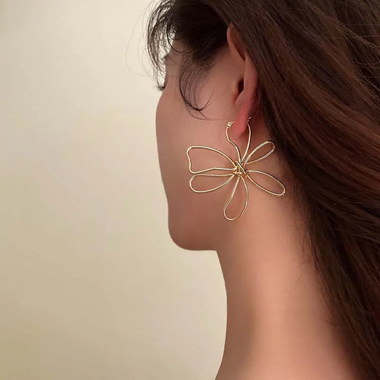 Hollow Flower Metal Line Stud Earrings